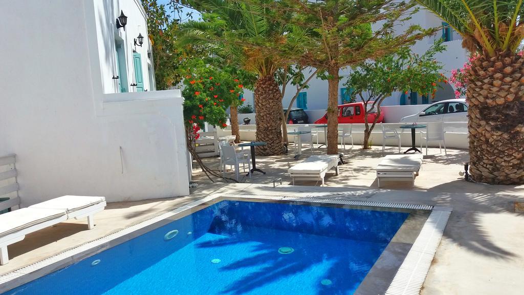 Kymata Hotel Kamári エクステリア 写真