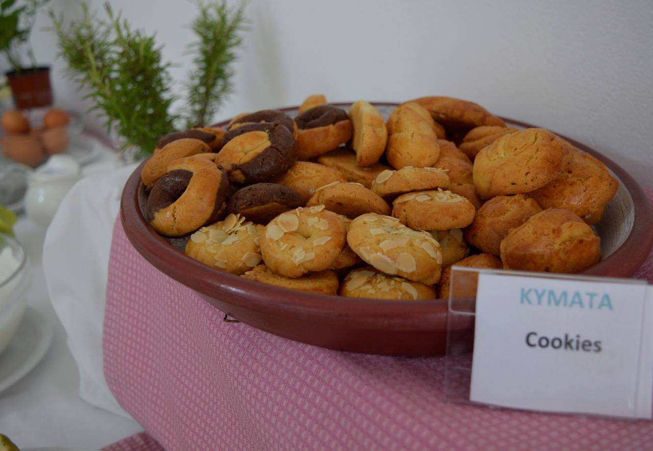 Kymata Hotel Kamári エクステリア 写真